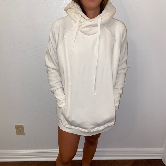 Alo Yoga Women's White Frost Long Sleeve - Picture 2 of 7